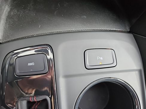 Used 2022 Chevrolet Equinox RS image 22