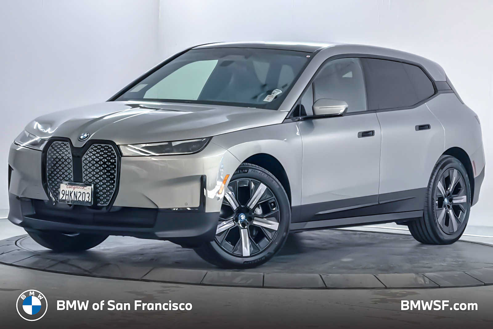 Used 2024 BMW iX xDrive50 w/ Convenience Package AWD/4WD image 1