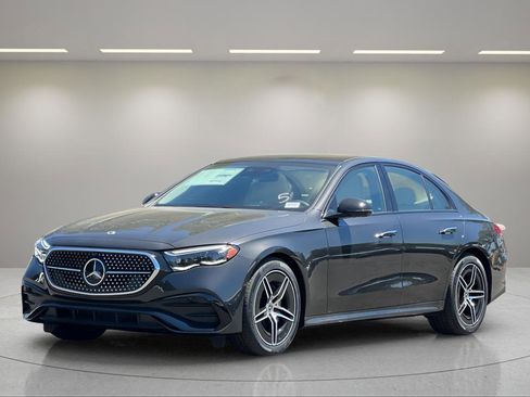 New 2025 Mercedes-Benz E 350 4MATIC Sedan image 8