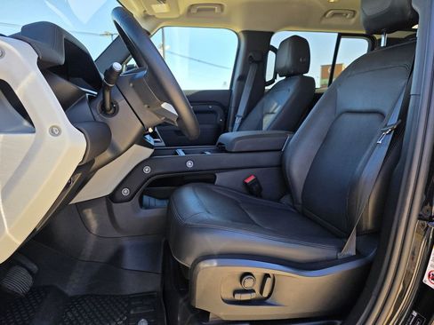 Used 2024 Land Rover Defender 110 S image 11