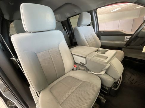 Used 2011 Ford F150 XLT w/ XLT Chrome Pkg image 19