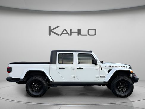 Used 2020 Jeep Gladiator Rubicon AWD/4WD image 6