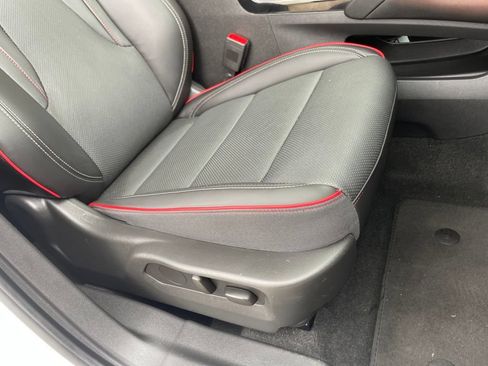 Used 2023 Buick Envision Essence w/ Technology Package I AWD/4WD image 19