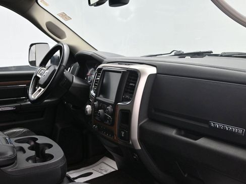 Used 2016 RAM 1500 Laramie image 11