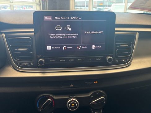 Used 2023 Kia Rio LX image 24