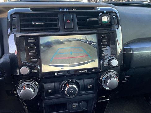Used 2023 Toyota 4Runner 40th Anniversary SE AWD/4WD image 17