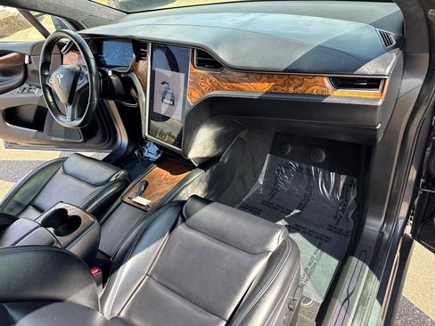 Used 2020 Tesla Model X AWD/4WD image 27