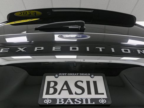 Used 2024 Ford Expedition Max Limited image 10