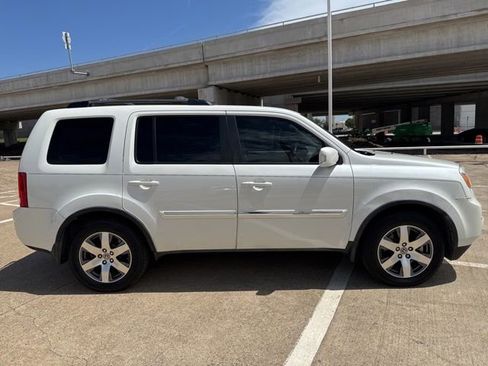 Used 2015 Honda Pilot Touring image 2