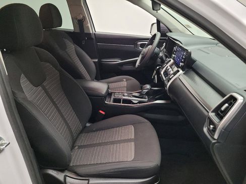Used 2021 Kia Sorento LX FWD image 21