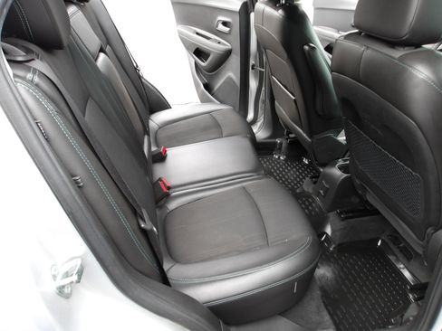 Used 2015 Chevrolet Trax LT w/ LT Plus Package image 12