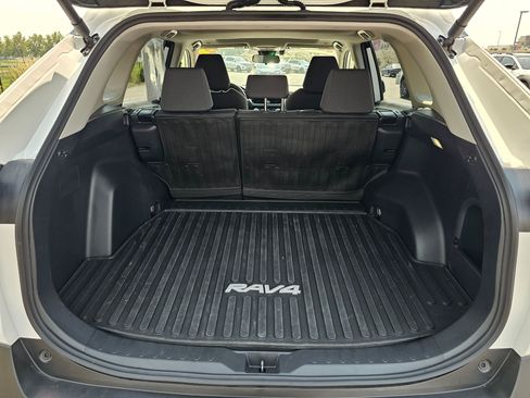 Used 2025 Toyota RAV4 XLE w/ Convenience Package AWD/4WD image 14
