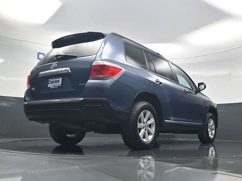 Used 2013 Toyota Highlander SE AWD/4WD image 44