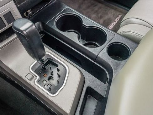 Used 2013 Toyota Sequoia SR5 image 31