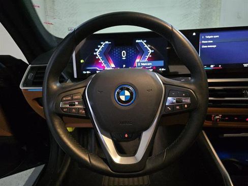 Used 2023 BMW i4 eDrive35 w/ Premium Package image 43