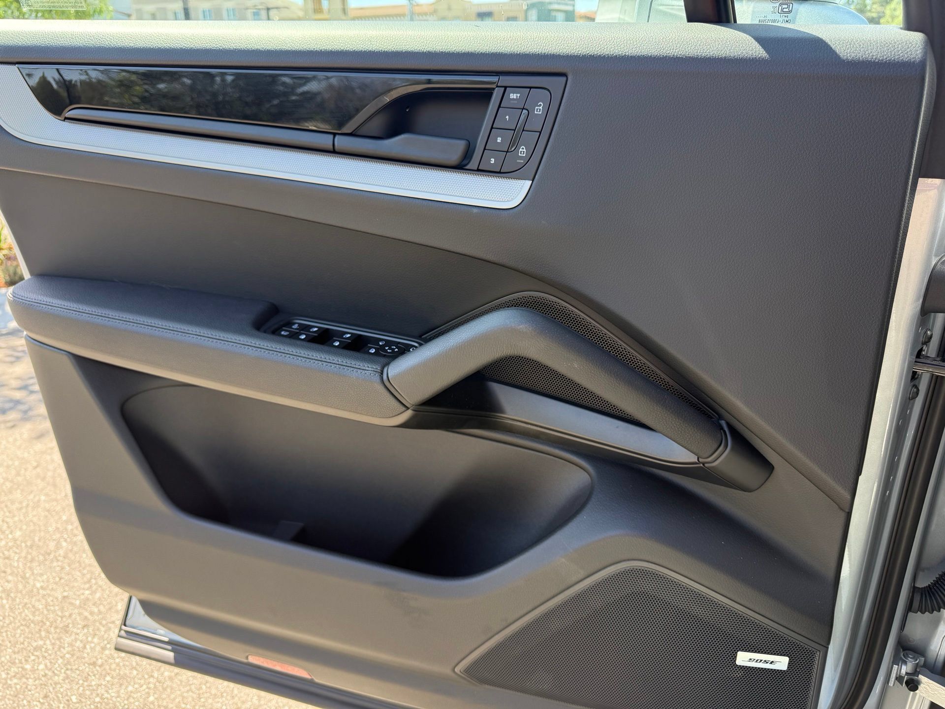 Certified 2026 Porsche Cayenne E-Hybrid AWD/4WD image 26