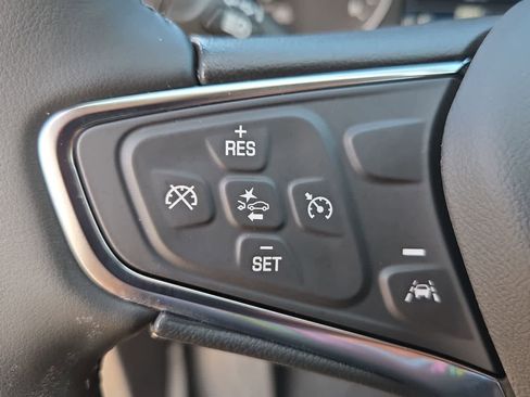 Used 2024 Chevrolet Equinox LT w/ LPO, Floor Liner Package FWD image 23