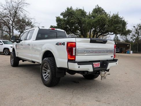 Used 2022 Ford F350 Limited image 3
