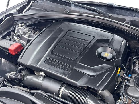 Used 2020 Jaguar F-PACE Prestige image 56