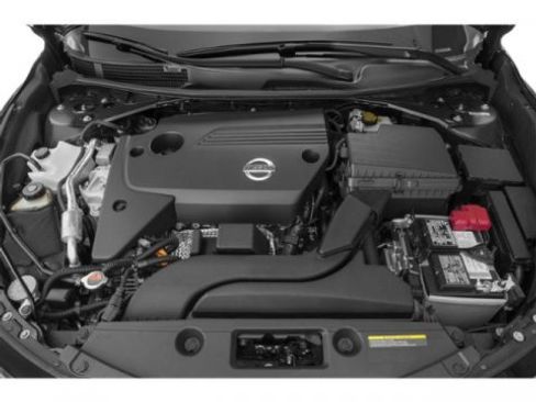 Used 2015 Nissan Altima 2.5 SV w/ Convenience Package image 16