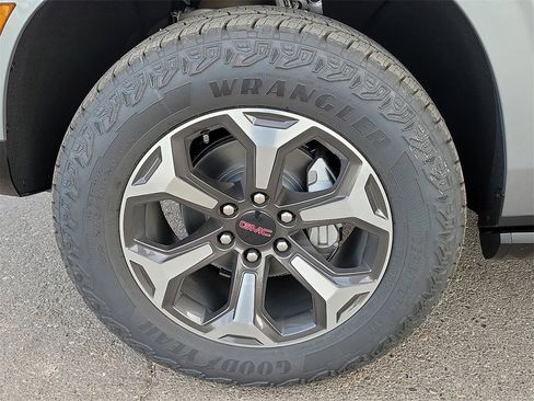 New 2026 GMC Yukon XL AT4 Ultimate w/ LPO, Floor Liner Package image 14