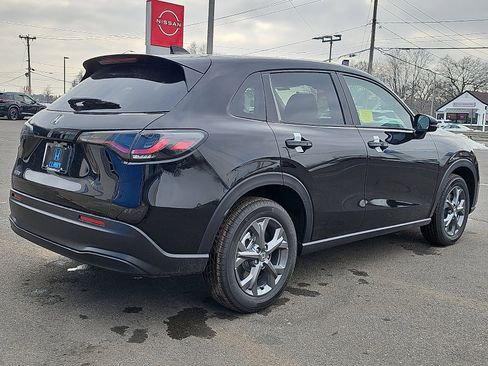 New 2026 Honda HR-V LX image 3