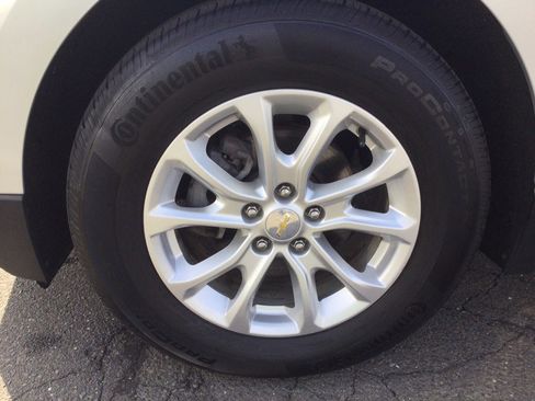 Used 2018 Chevrolet Equinox LT w/ Sun & Infotainment Package image 40