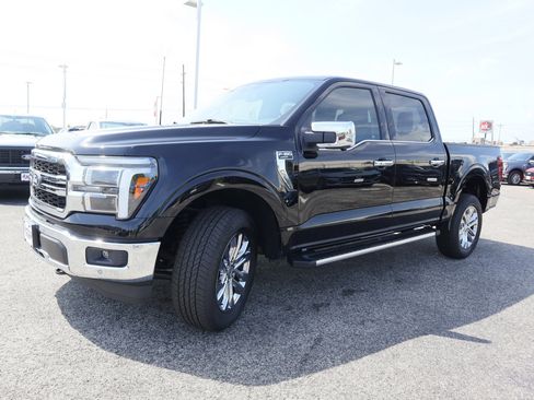 New 2025 Ford F150 Lariat w/ Equipment Group 501A Mid image 8