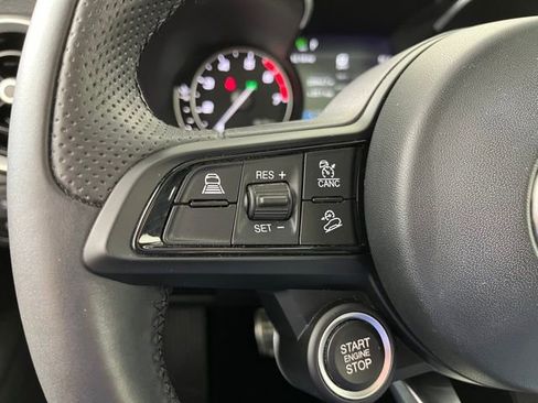 Used 2023 Alfa Romeo Stelvio Ti image 21