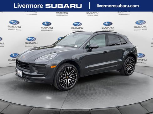 Used 2026 Porsche Macan AWD/4WD image 1
