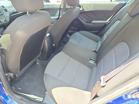 Used 2018 Kia Forte LX FWD image 13
