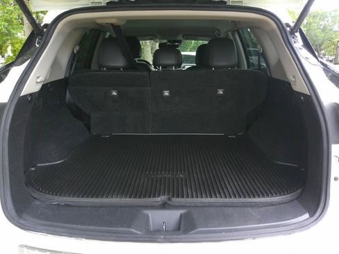 Used 2020 Nissan Murano SL w/ Cargo Package FWD image 9