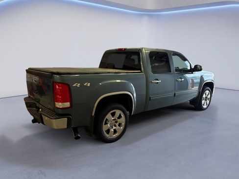 Used 2010 GMC Sierra 1500 SLT w/ SLT Convenience Package AWD/4WD image 8
