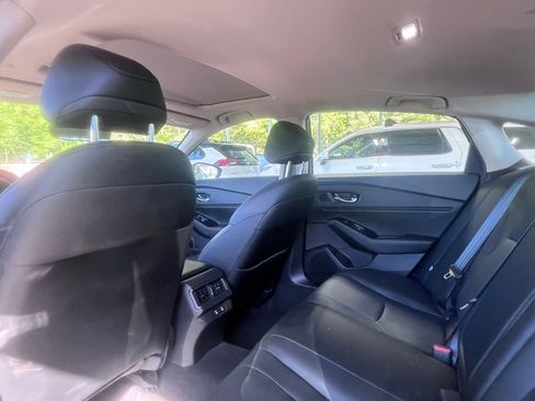 Used 2024 Honda Accord Touring image 10