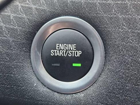 Used 2025 Chevrolet Malibu LT FWD image 21