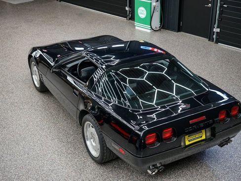 Used 1994 Chevrolet Corvette Coupe image 33