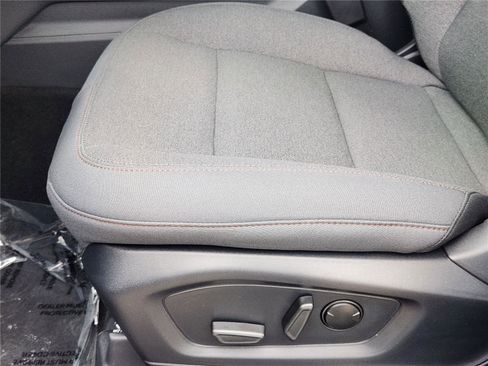 New 2026 Ford Explorer Active RWD image 17
