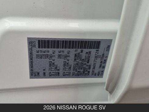 Certified 2026 Nissan Rogue SV FWD image 25