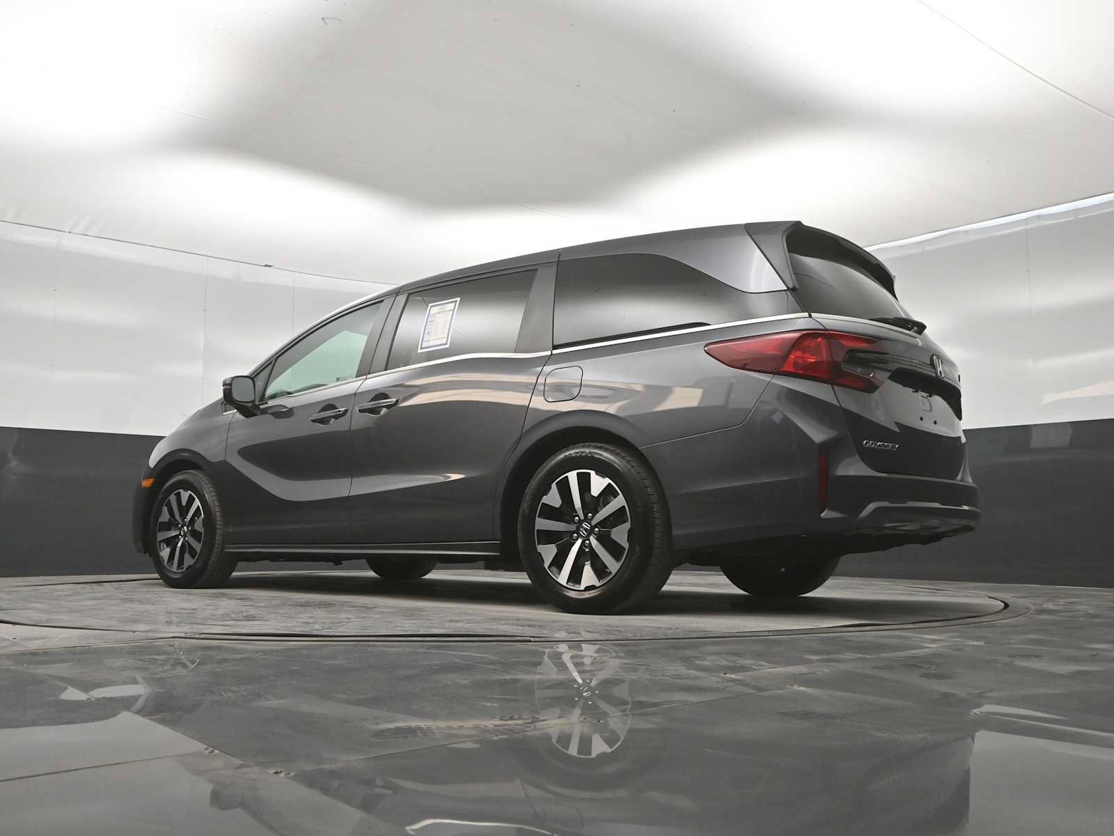 Used 2025 Honda Odyssey EX-L image 38
