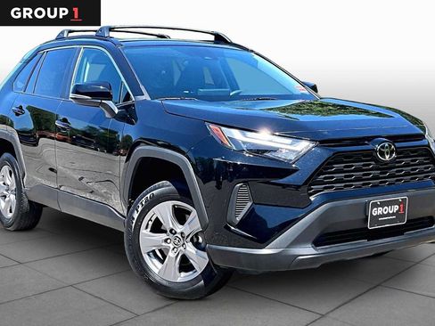 Used 2024 Toyota RAV4 XLE w/ Convenience Package AWD/4WD image 3
