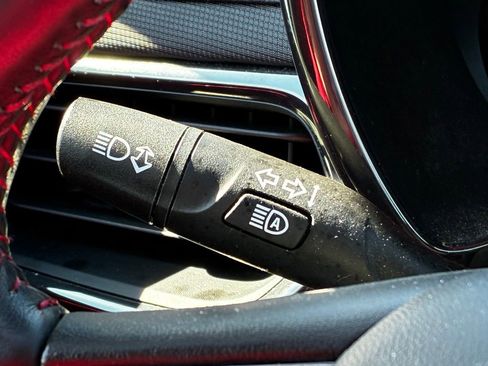 Used 2022 Chevrolet Equinox RS w/ RS Leather Package AWD/4WD image 28