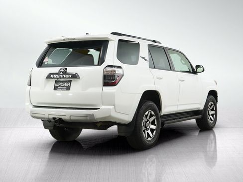 Used 2024 Toyota 4Runner TRD Off-Road AWD/4WD image 7