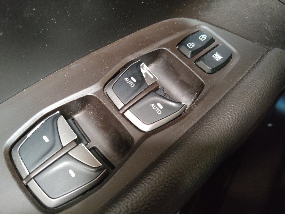 Used 2018 Hyundai Santa Fe Sport w/ 2.4L Value Package 02 AWD/4WD image 27