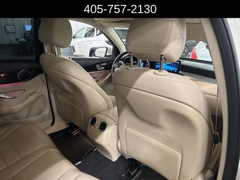 Used 2022 Mercedes-Benz GLC 300 image 22