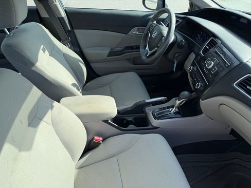 Used 2013 Honda Civic LX image 13