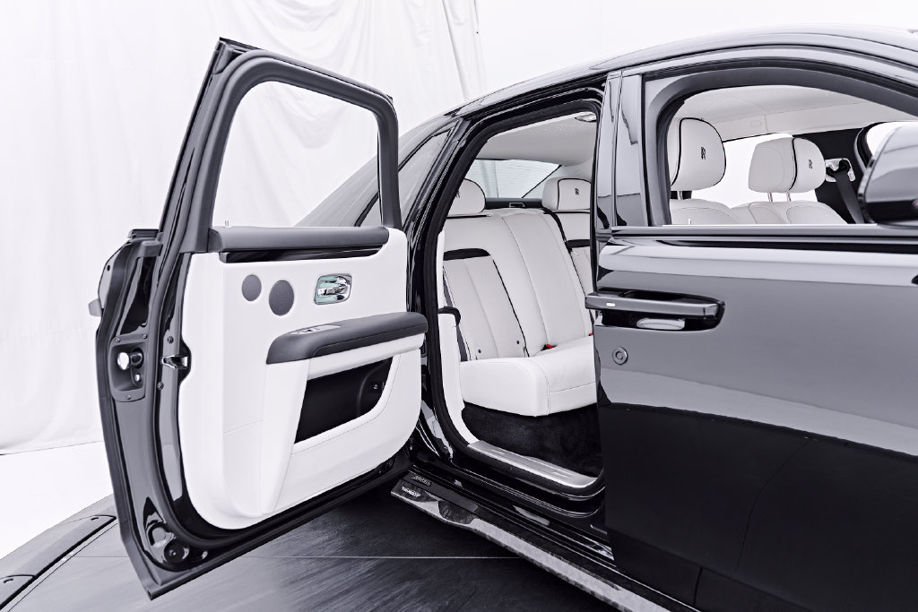 Used 2026 Rolls-Royce Ghost AWD/4WD image 51