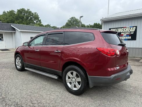 Used 2011 Chevrolet Traverse LT w/ LPO, 'HIT The Road' Package AWD/4WD image 14