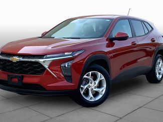 Used 2024 Chevrolet Trax LS w/ LS Convenience Package FWD video 1