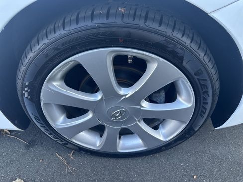 Used 2013 Hyundai Elantra Limited image 33