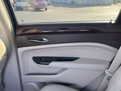 Used 2015 Cadillac SRX Luxury w/ Driver Awareness Package image 14